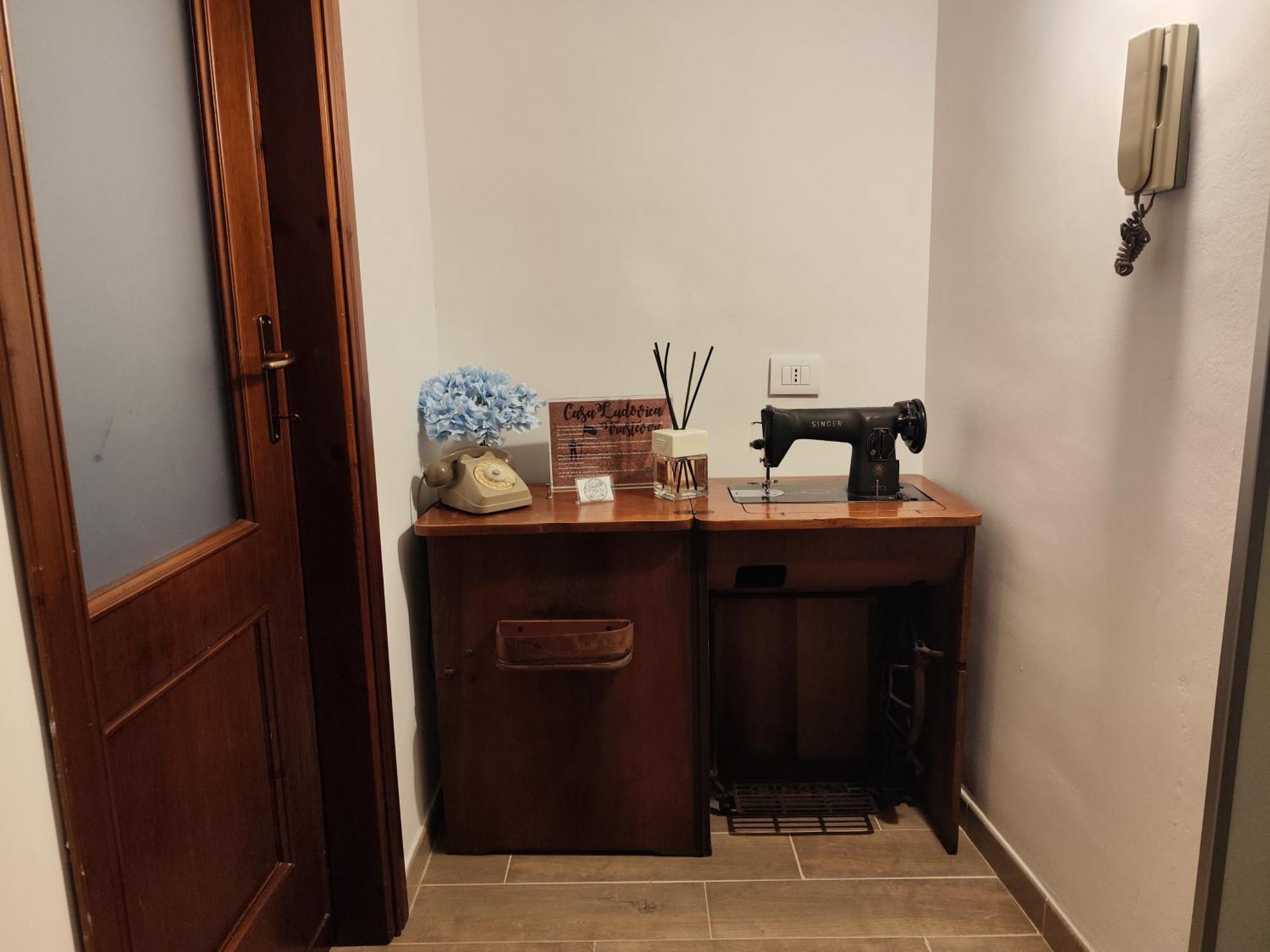 Casa Ludovica Trastevere ローマ エクステリア 写真